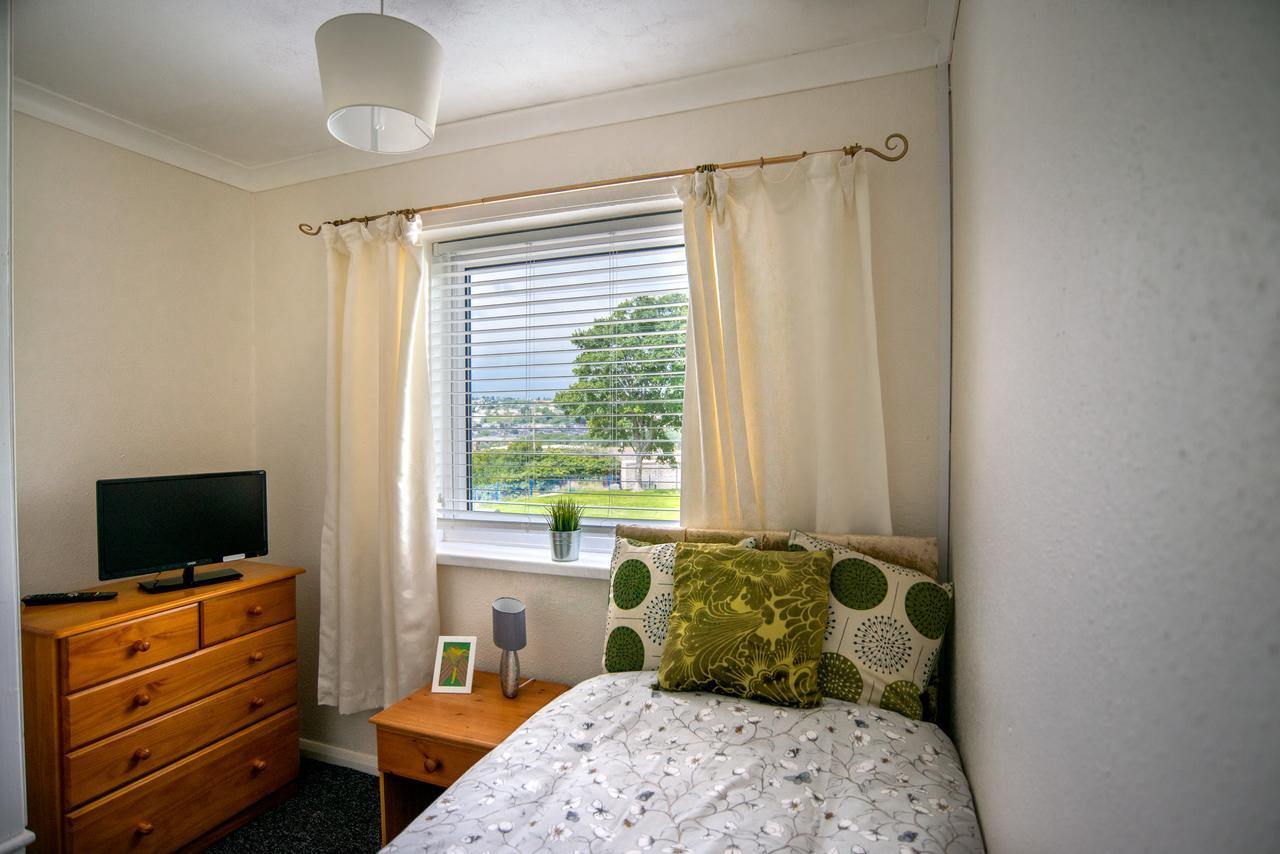 Carys Serviced Accommodation Swansea Ruang foto